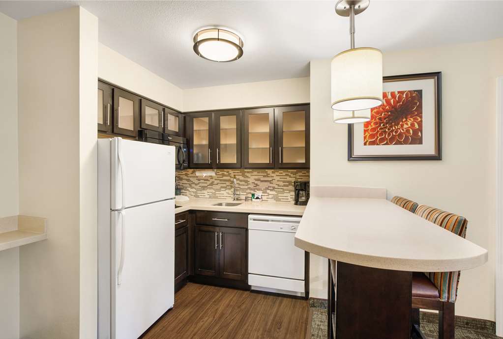 Sonesta ES Suites San Diego Rancho Bernardo - photo 28