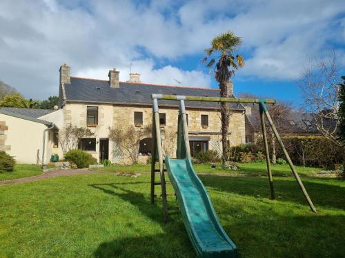 Grande longère au port in Perros-Guirec, France