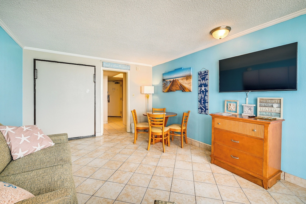 Indoor & Outdoor Pools: Myrtle Beach Resort Condo - photo 5