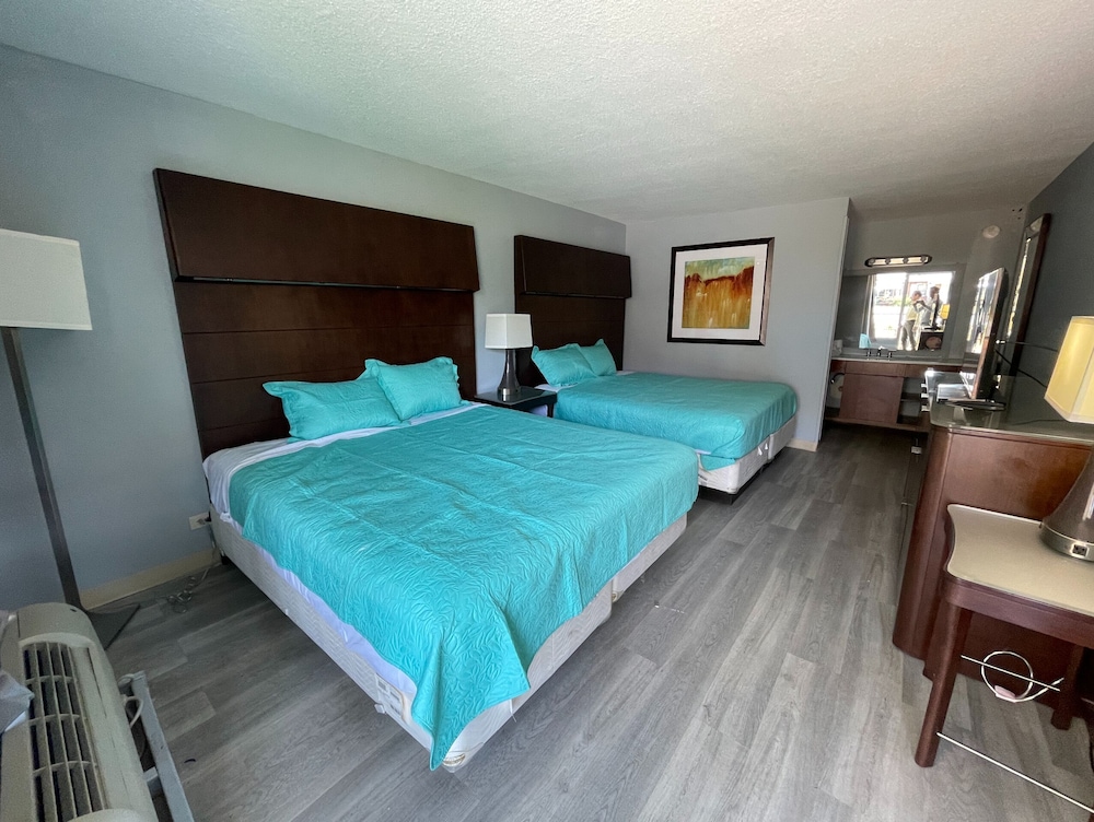 Lamplighter Inn By OYO Charlotte Airport Area - photo 18