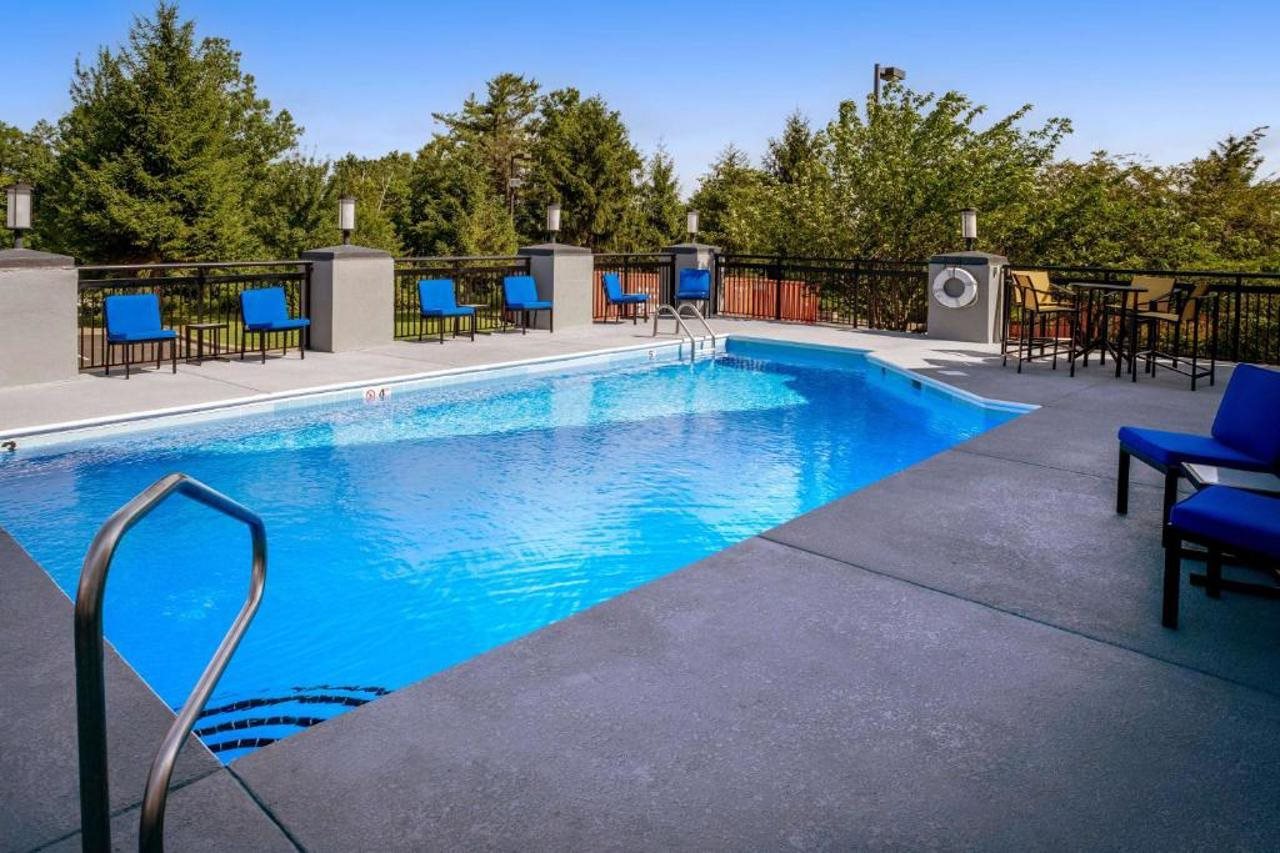 Best Western Plus Beckley Inn - photo 5