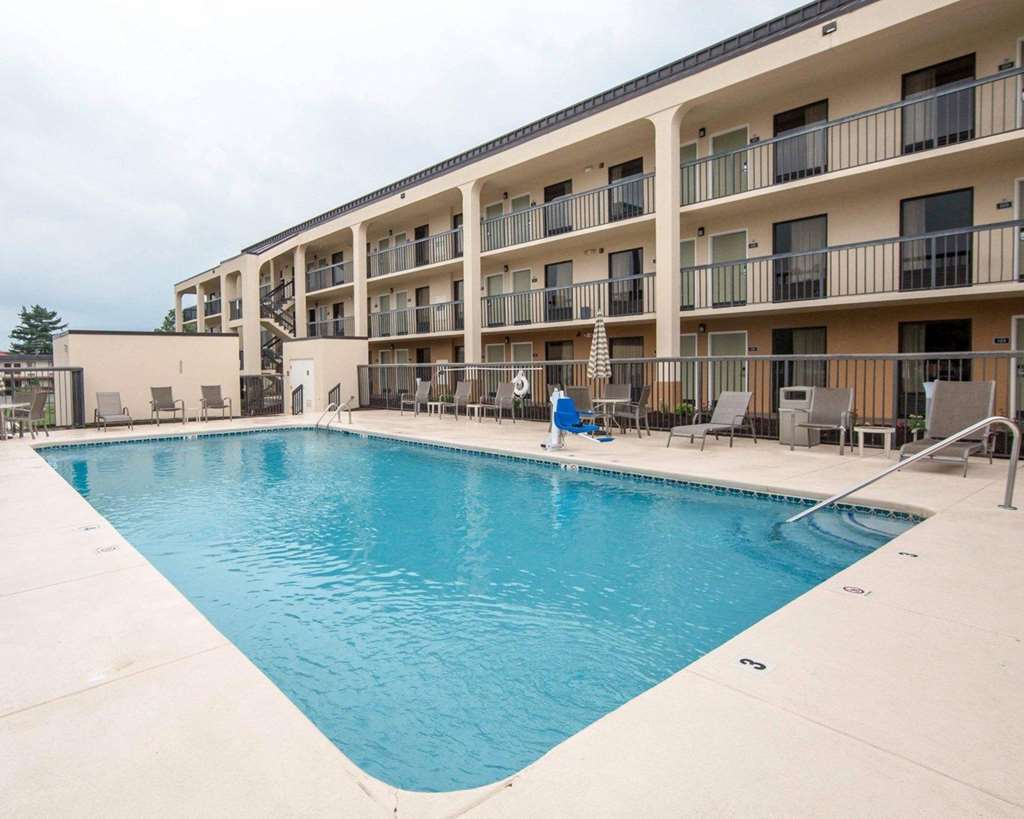 Quality Inn Merchants Drive - photo 17