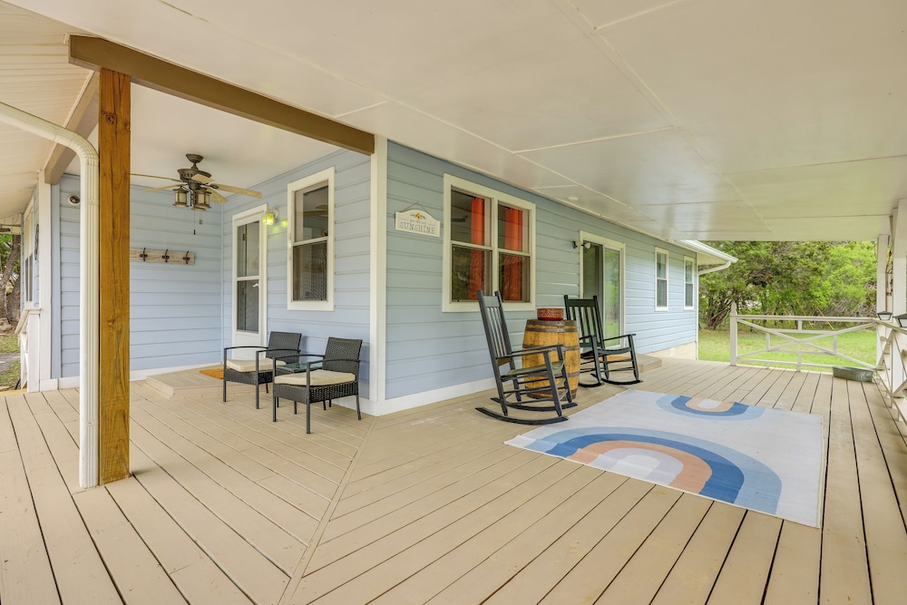 Canyon Lake Home with Resort Amenities and Fire Pit - photo 8