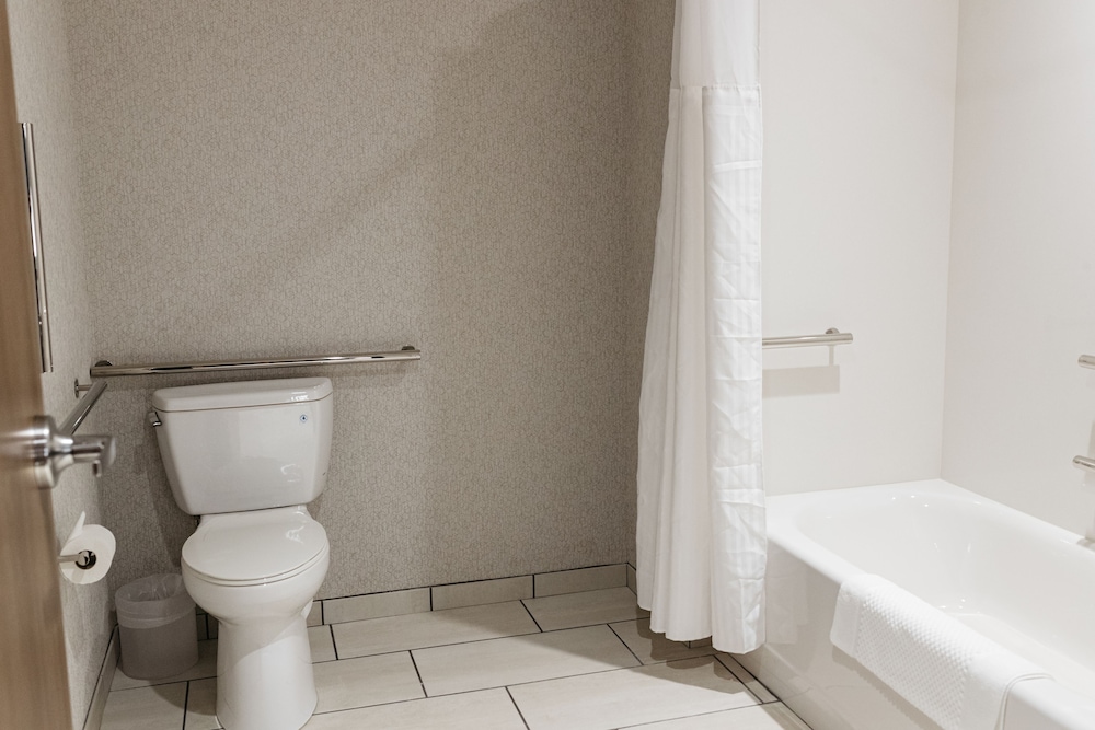 Revel Hotel Des Moines Urbandale Tapestry Collection by Hilton - photo 99