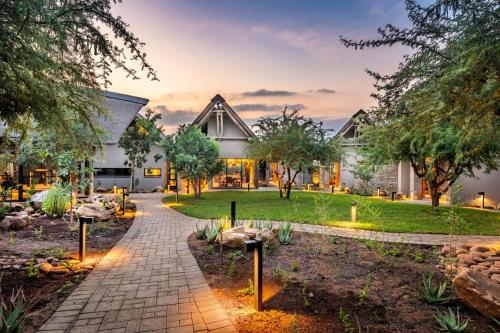 Marula Sunrise Lodge Mjejane Private Game Reserve — 5-Star Luxury Hotel in Hectorspruit, South Africa