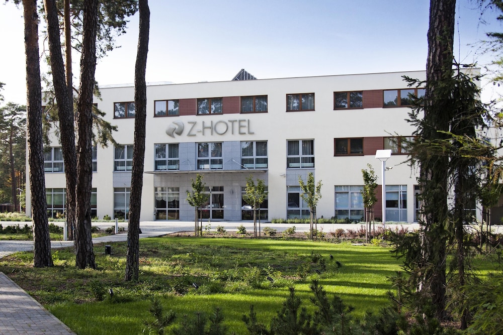 Z Hotel Business & Spa — 4-Star Luxury Hotel in Otwock, Poland