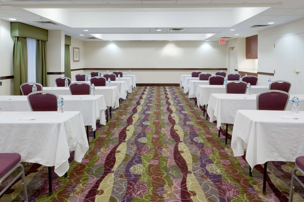 Hampton Inn Dumfries Quantico - photo 38