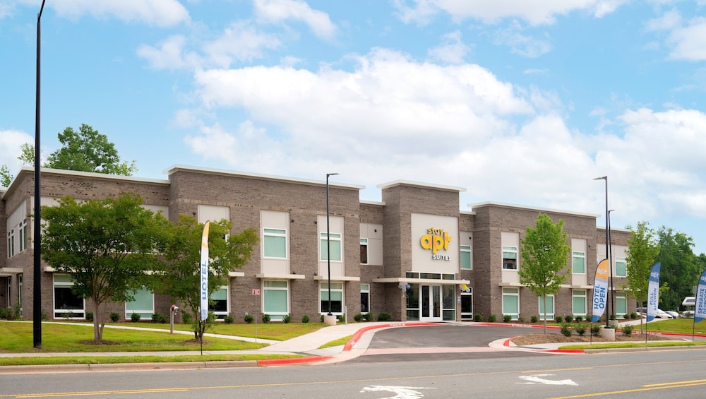 stayAPT Suites Raleigh Durham RTP - photo 2
