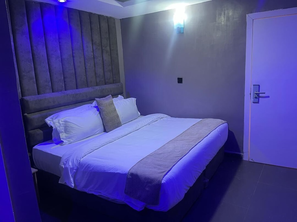 Station View Hotel - last minute hotel in Lagos