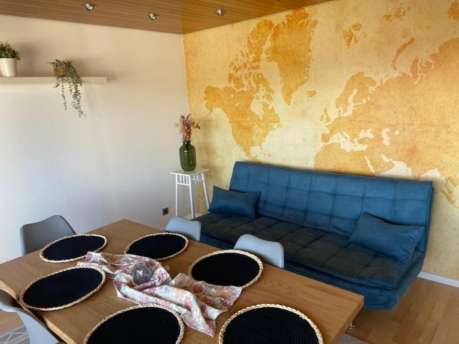 Tolle Wohnung mit Panoramablick — 4-Star Luxury Hotel in Weinheim, Germany