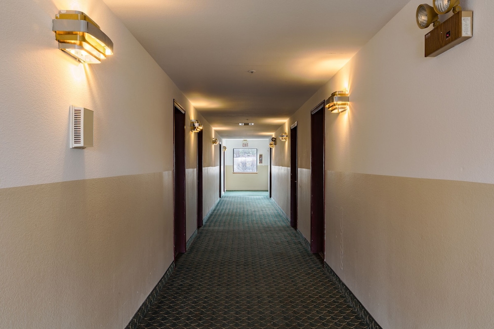 Super 8 by Wyndham Williams West Route 66 Grand Canyon Area - photo 22