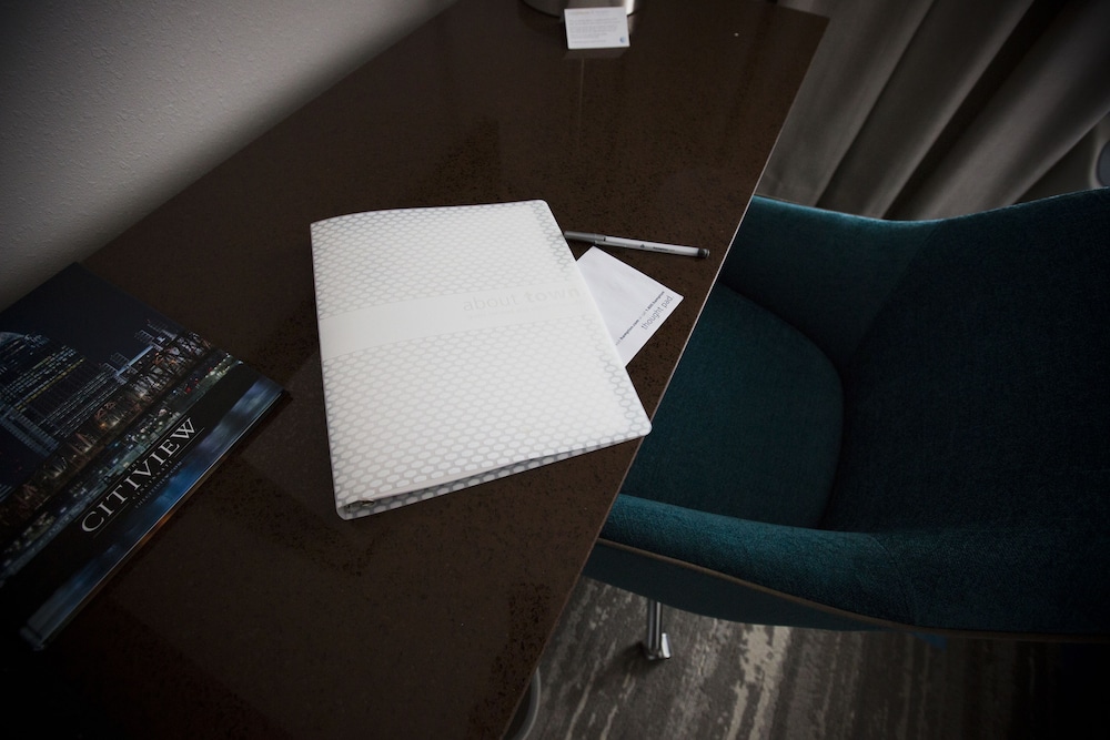 Hampton Inn Blue Ash Cincinnati - photo 16