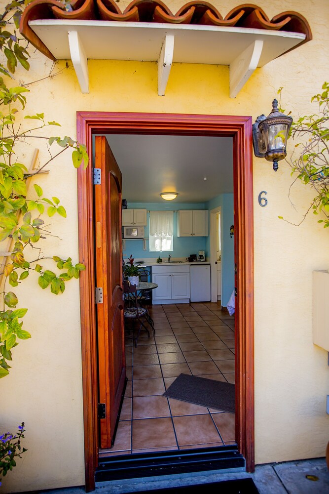 Leucadia Beach Inn - photo 45