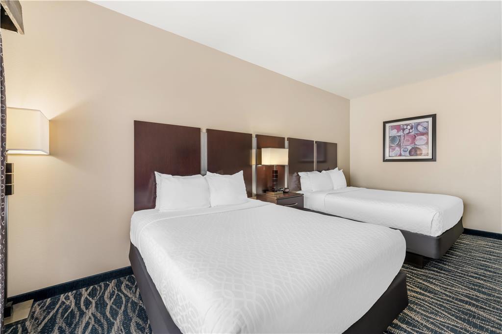 Best Western Plus Eastgate Inn & Suites - photo 24