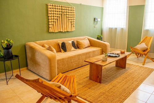 Acogedora 2km de Centro Hasta 24 personas in Merida, Mexico