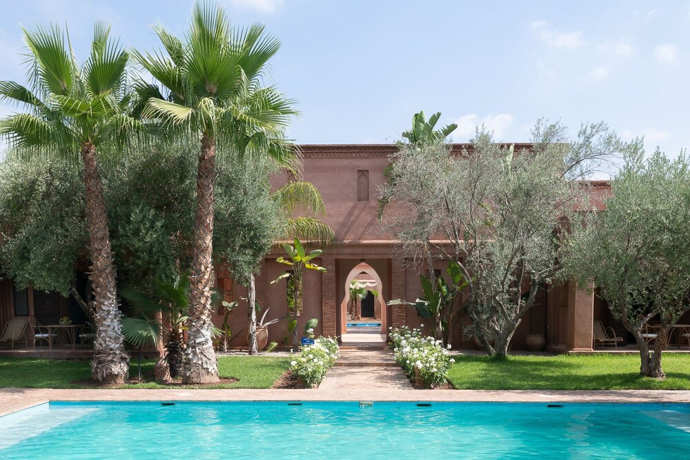 Dar Layyina — 4-Star Luxury Hotel in Marrakesh, Morocco