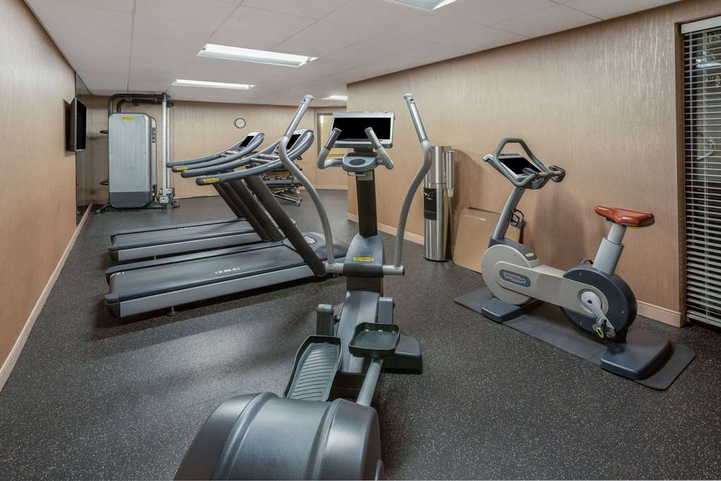 Days Inn & Suites by Wyndham Denver International Airport - photo 11