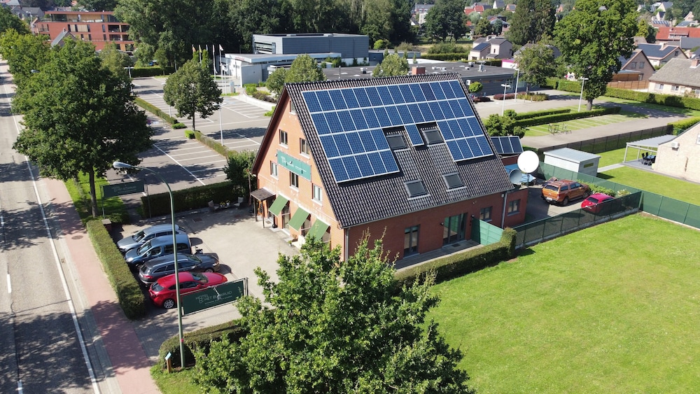 Hotel Het Buskruid — hotel in Lummen