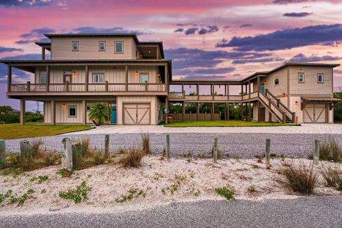 Sanctuary — 4-Star Luxury Hotel in None, United States