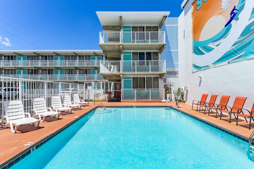 Surf Inn Suites - photo 27