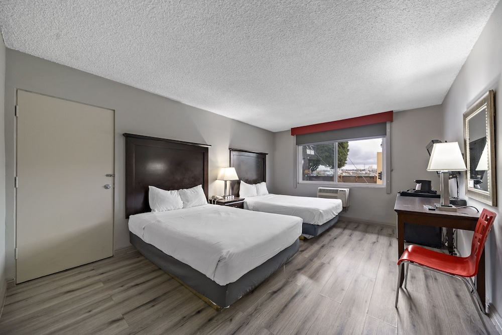 Royal Pagoda Motel - photo 6