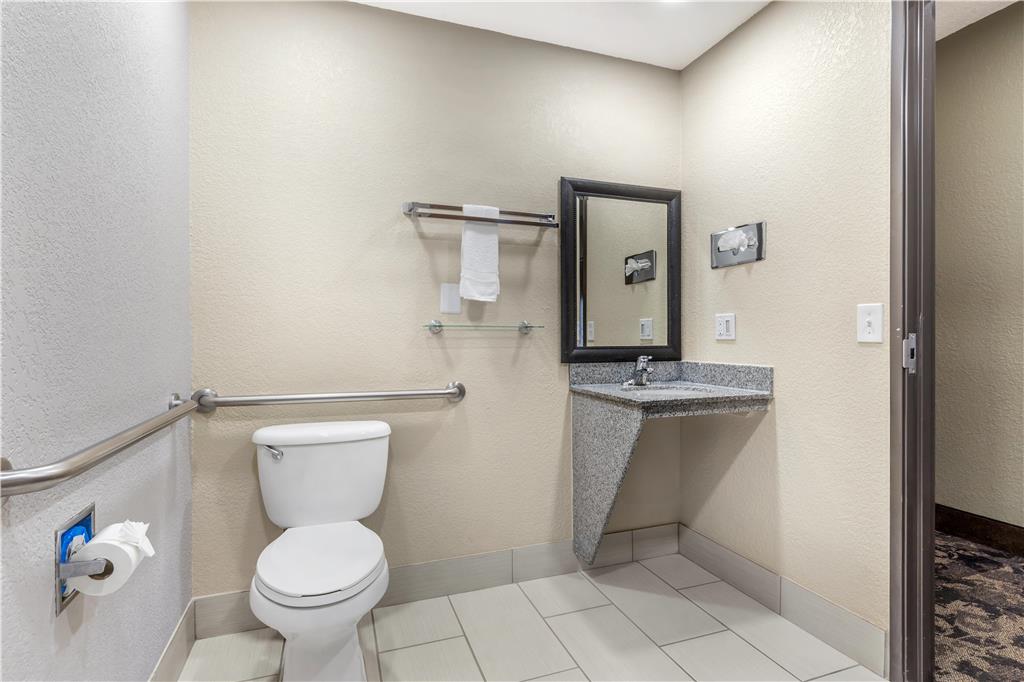 Best Western Plus Yukon - photo 34