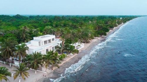 Hotel Rilux Tolu Casa Danae — Santiago De Tolu