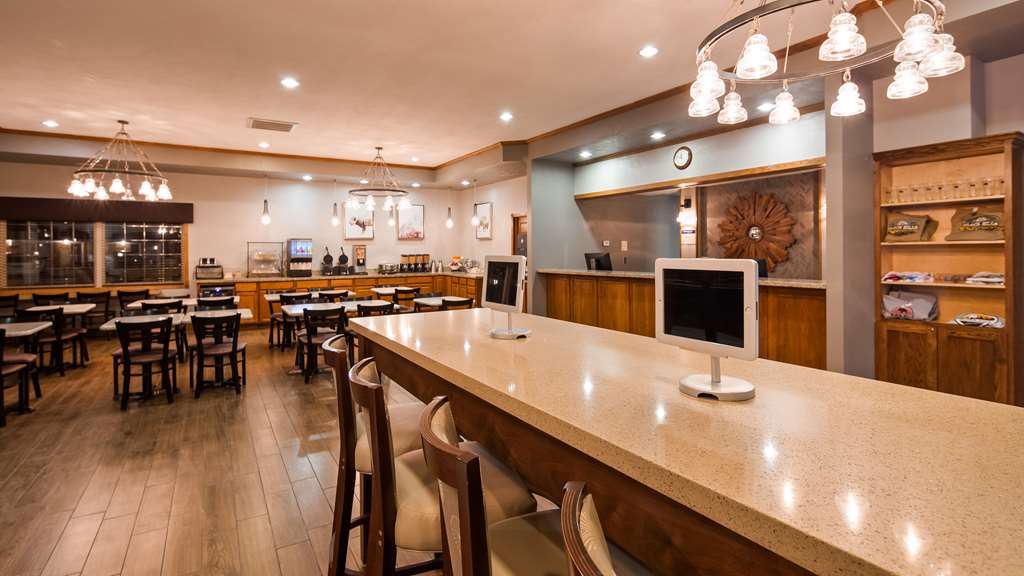 Best Western Buffalo Ridge Inn - photo 44