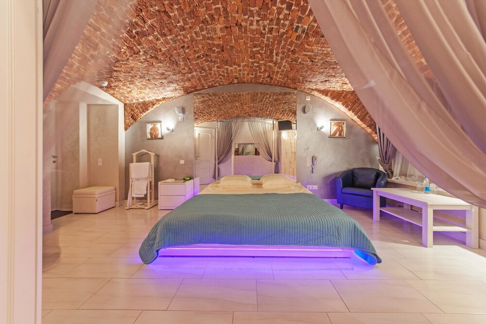 Genesis - last minute hotel in Saint Petersburg