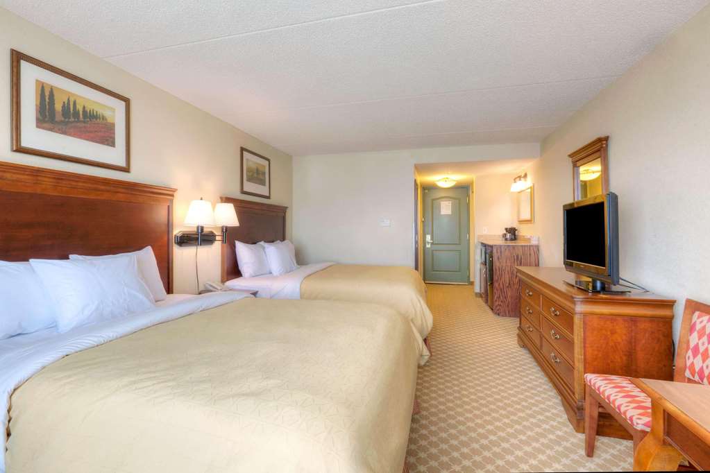 Country Inn & Suites by Radisson Fredericksburg VA - photo 7