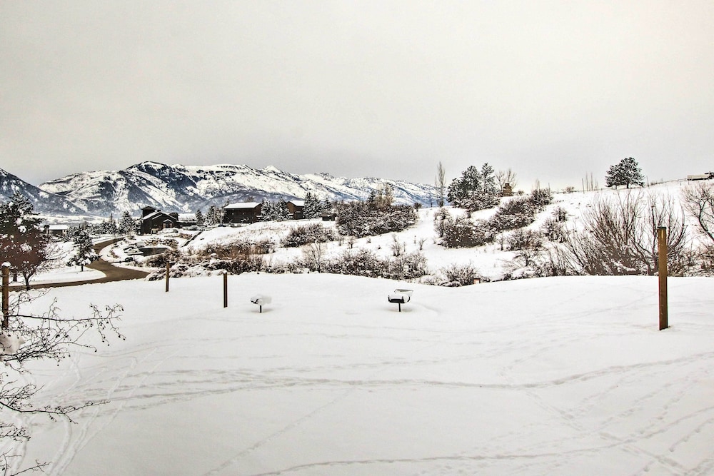 Cozy Eden Condo w Mtn Views in Wolf Creek Resort - photo 11