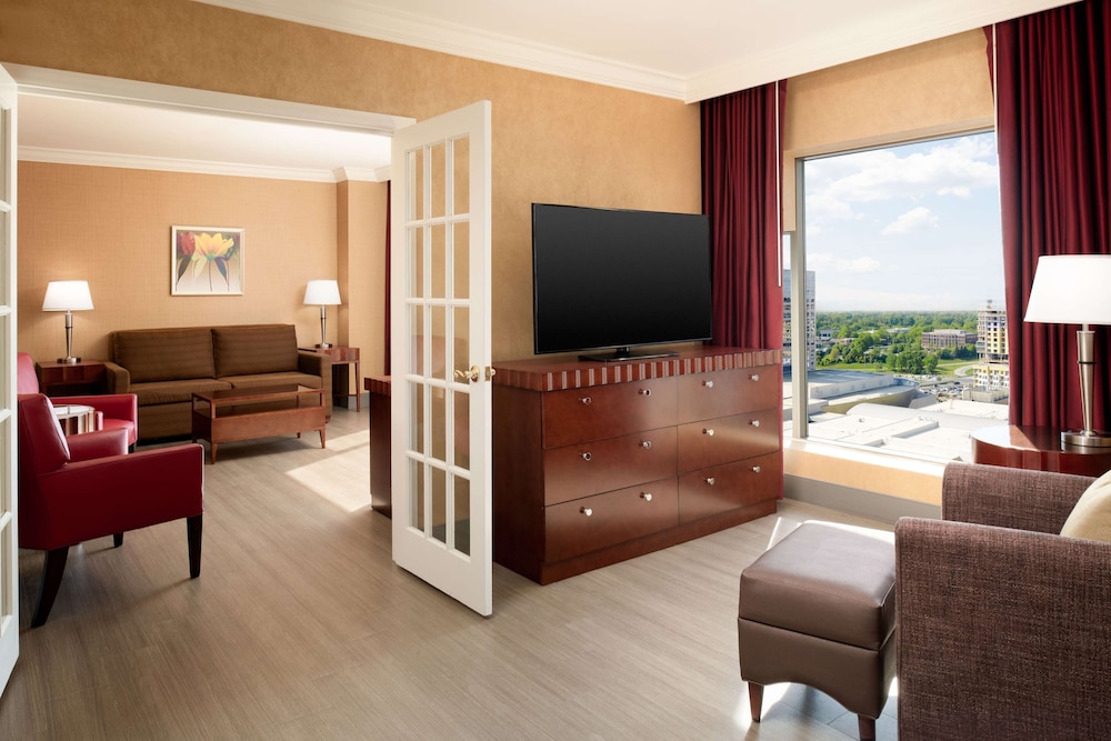 Hilton Charlotte Uptown - photo 34