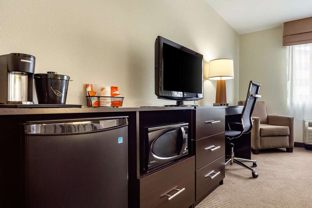 Sleep Inn & Suites Fargo Medical Center - photo 19