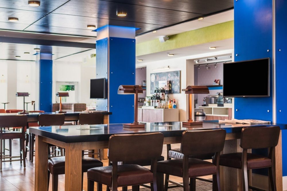 Holiday Inn Express & Suites Tampa North Wesley Chapel by IHG - photo 27