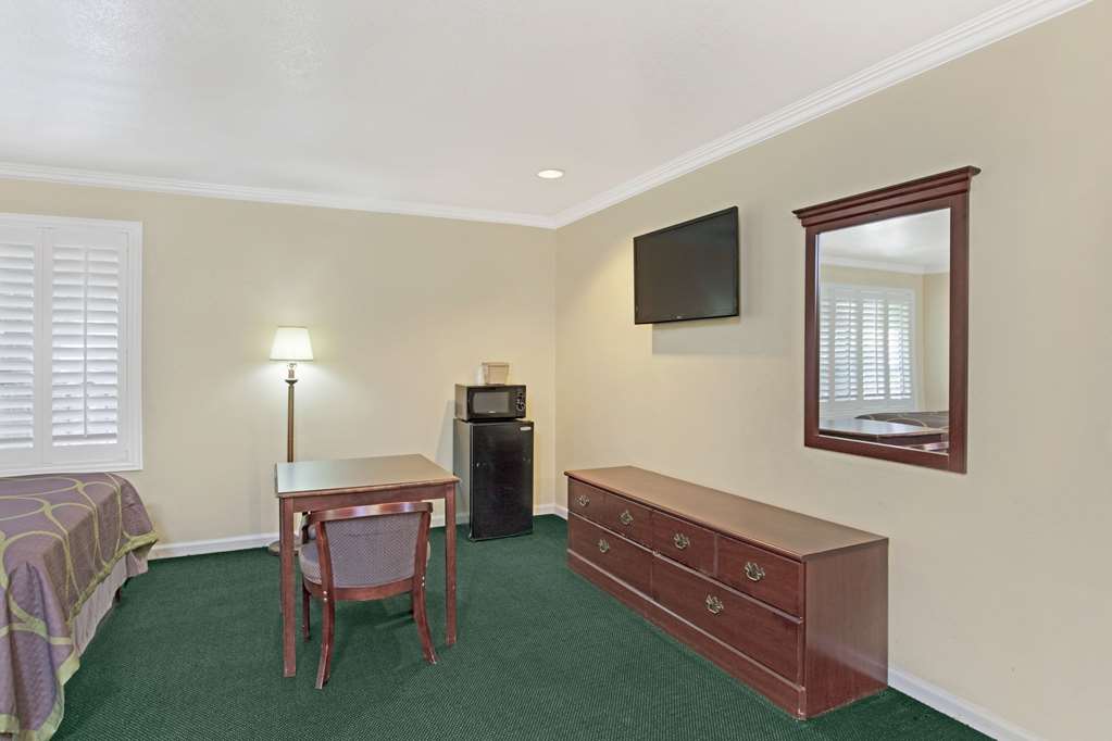Super 8 by Wyndham North Hollywood - photo 14