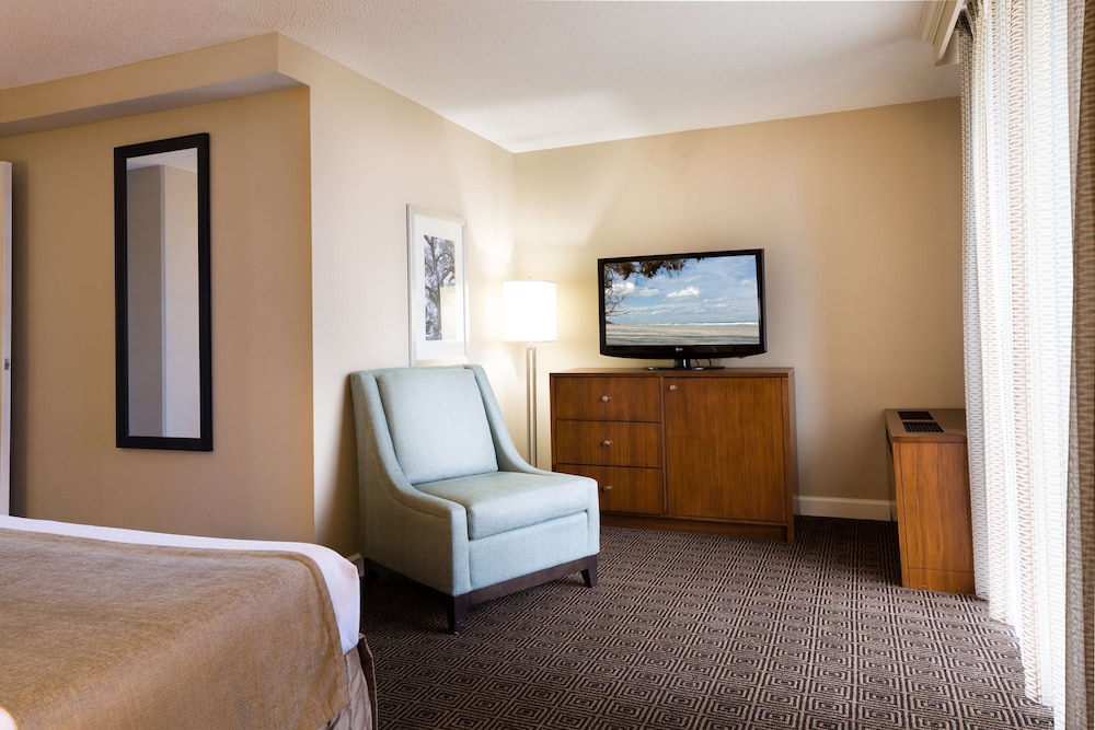 DoubleTree by Hilton Hotel Jacksonville Riverfront - photo 20