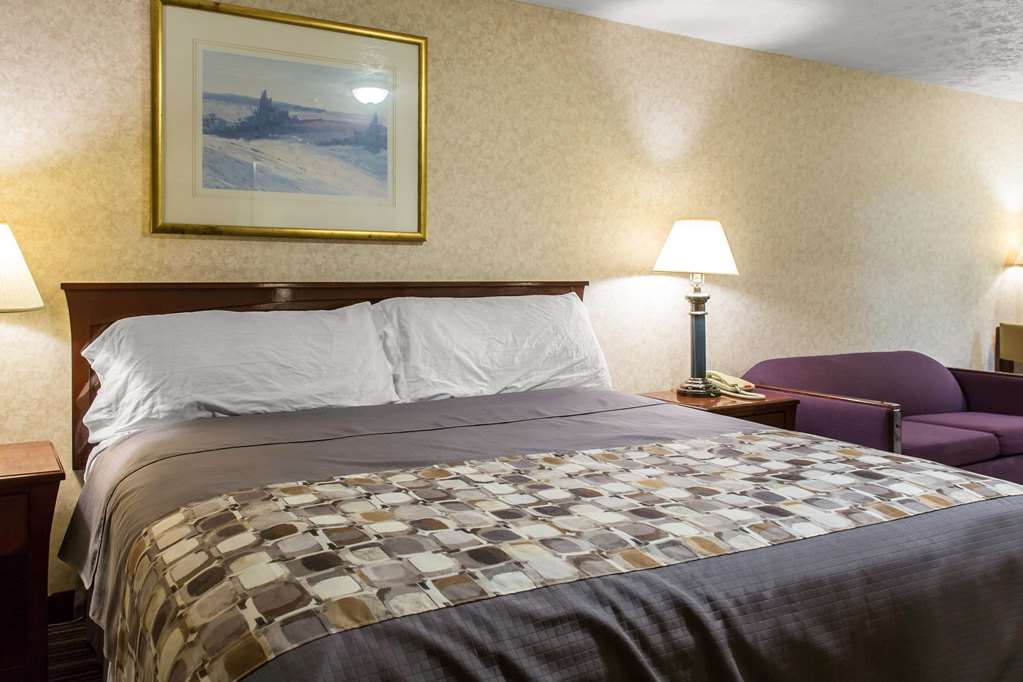 Rodeway Inn & Suites Branford Guilford - photo 17