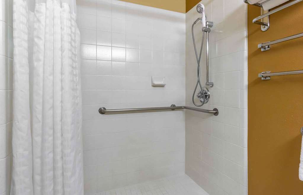 Extended Stay America Suites Seattle Bellevue Factoria - photo 30