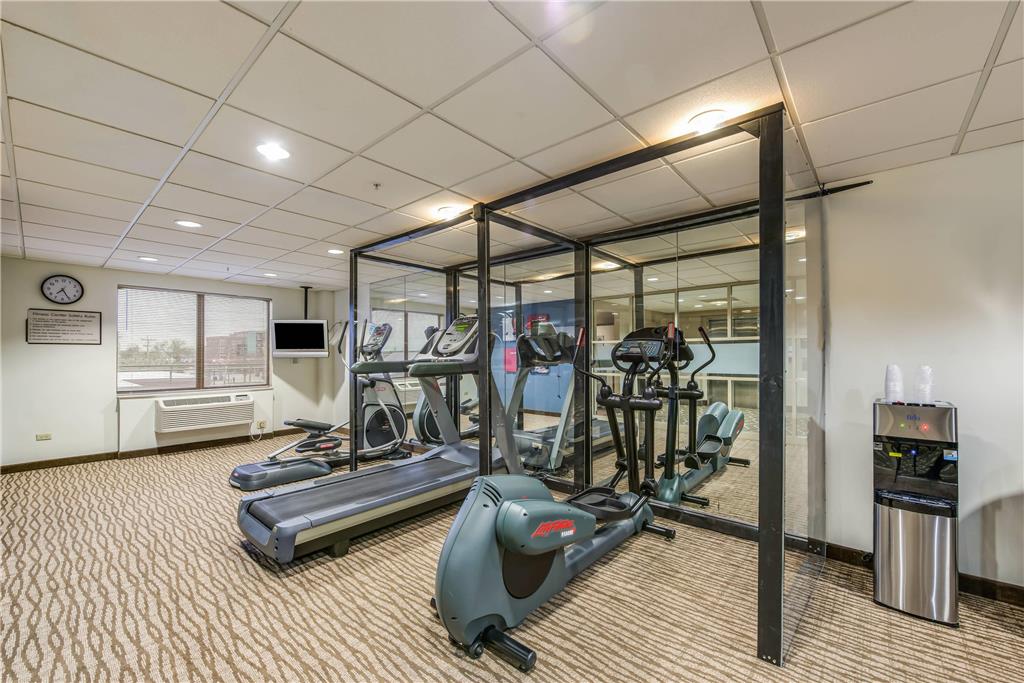 Comfort Suites Chicago O'Hare Airport - photo 37