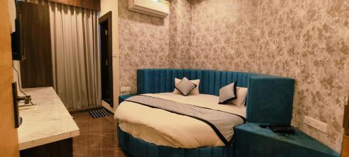 Hotel Krish villa in Vadodara, India