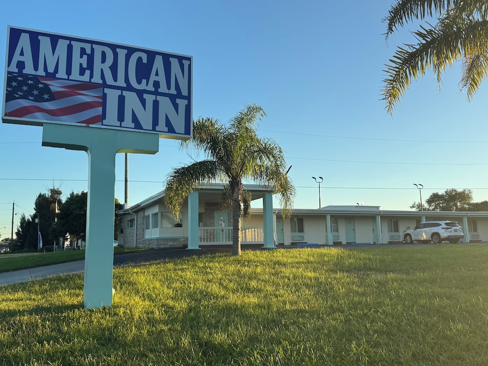 American Inn — Cocoa