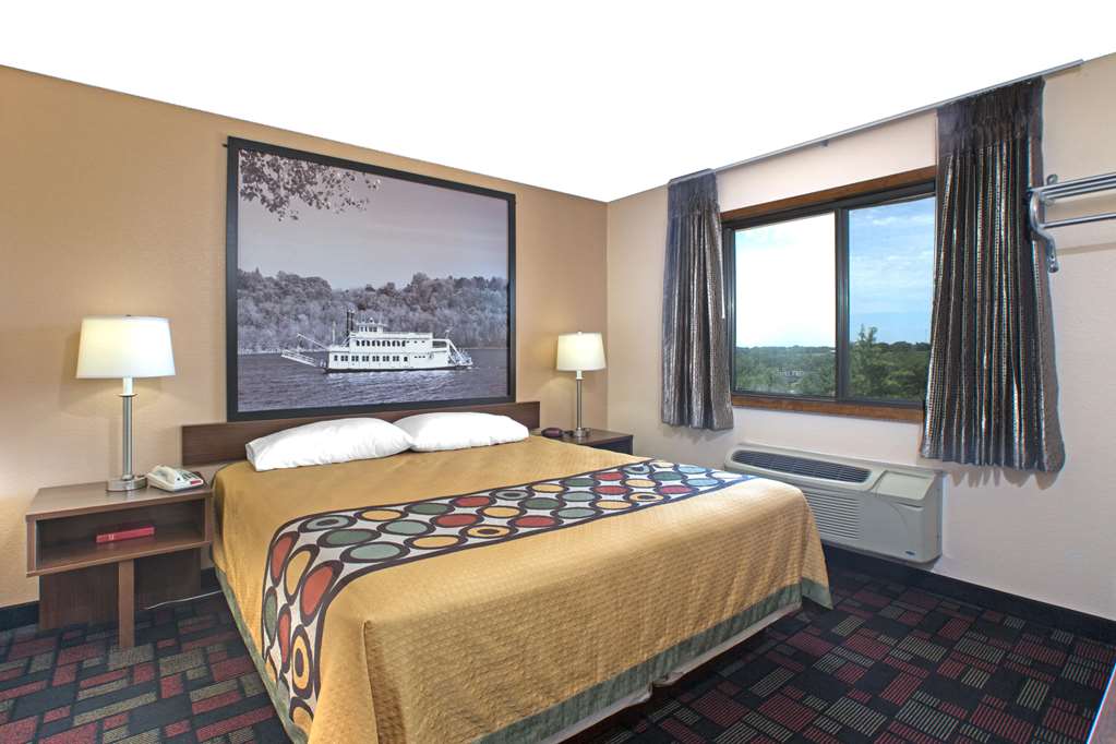Super 8 by Wyndham Boonville - photo 17