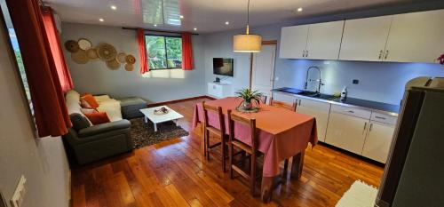 Spacieux et charmant Appartement Heremata Arue Tahiti — 4-Star Luxury Hotel in Arue, French Polynesia