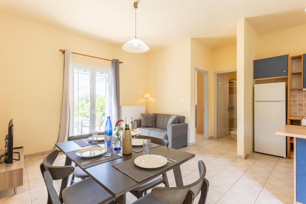 Villa Russa Dionisis Large Private Pool Walk to Beach Sea Views Wifi Car Not Required 2017 — 4-Star Luxury Hotel in Kefalonia, Greece