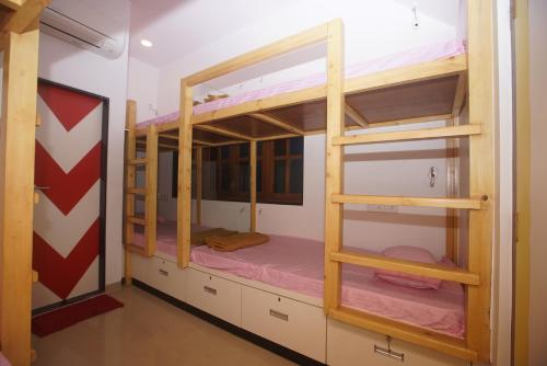Mumbai Staytion Dorm A Backpackers Hostel