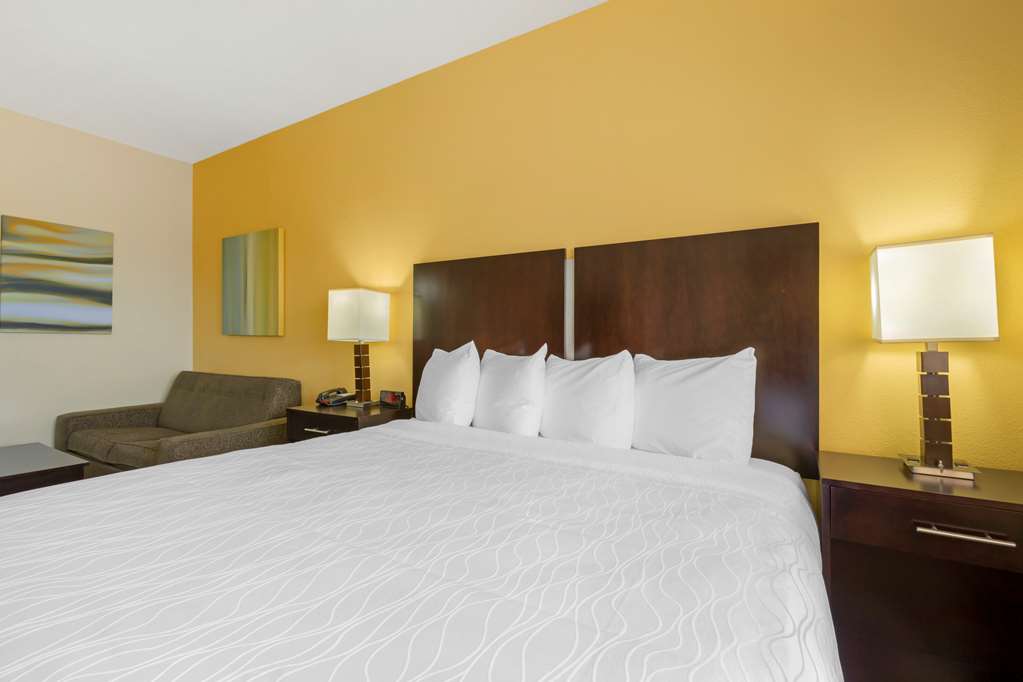 Best Western Plus The Four Corners Inn - photo 26