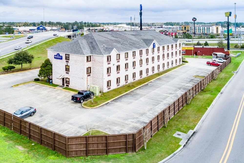 Regency Inn & Suites Biloxi - photo 29