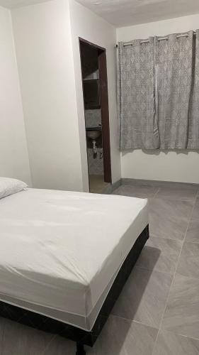 Hotel Viena Da Serra — hotel in Luziania