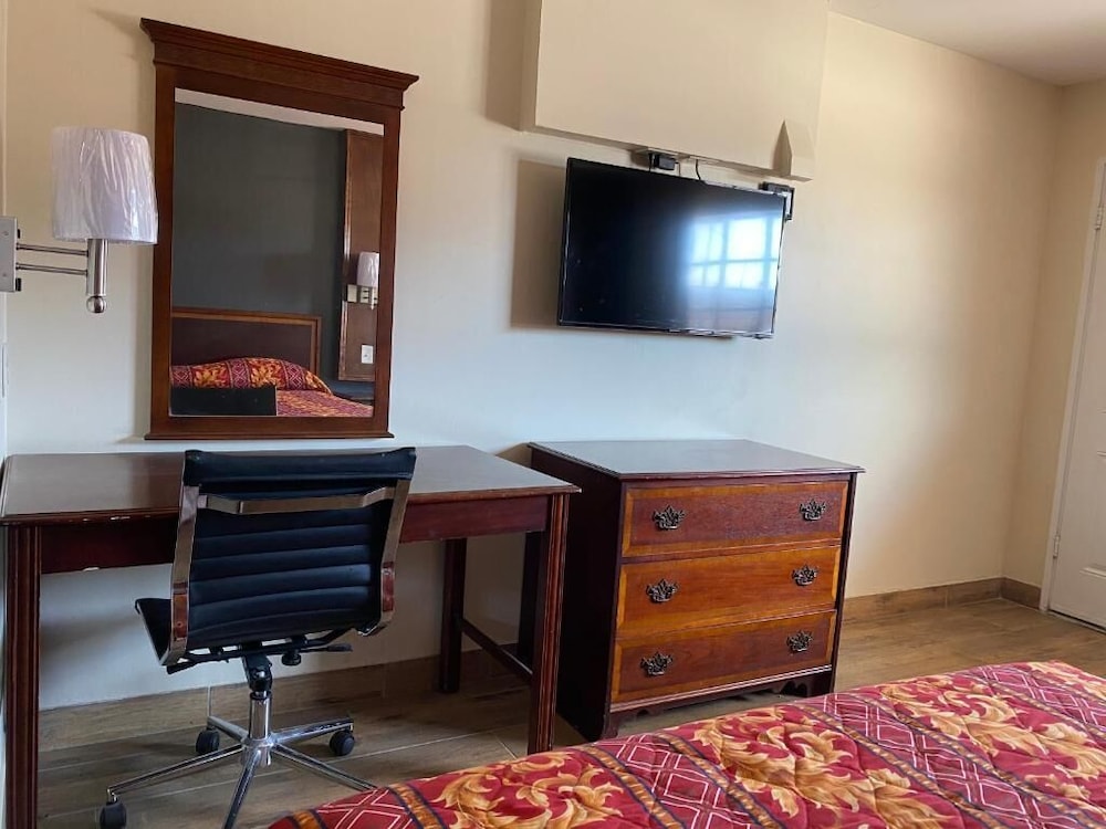Relax Inn Plaquemine - photo 9
