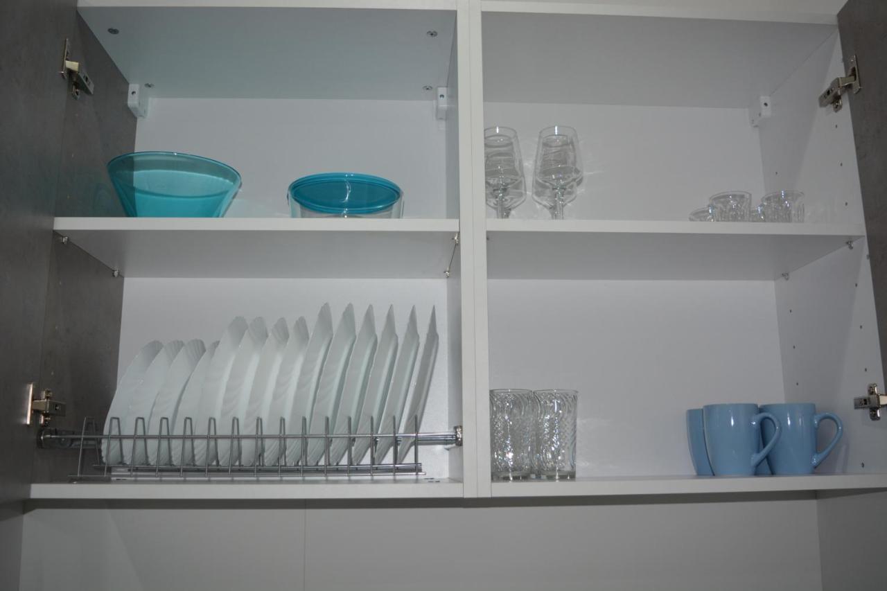 P.L Hermes Studios & Apartments